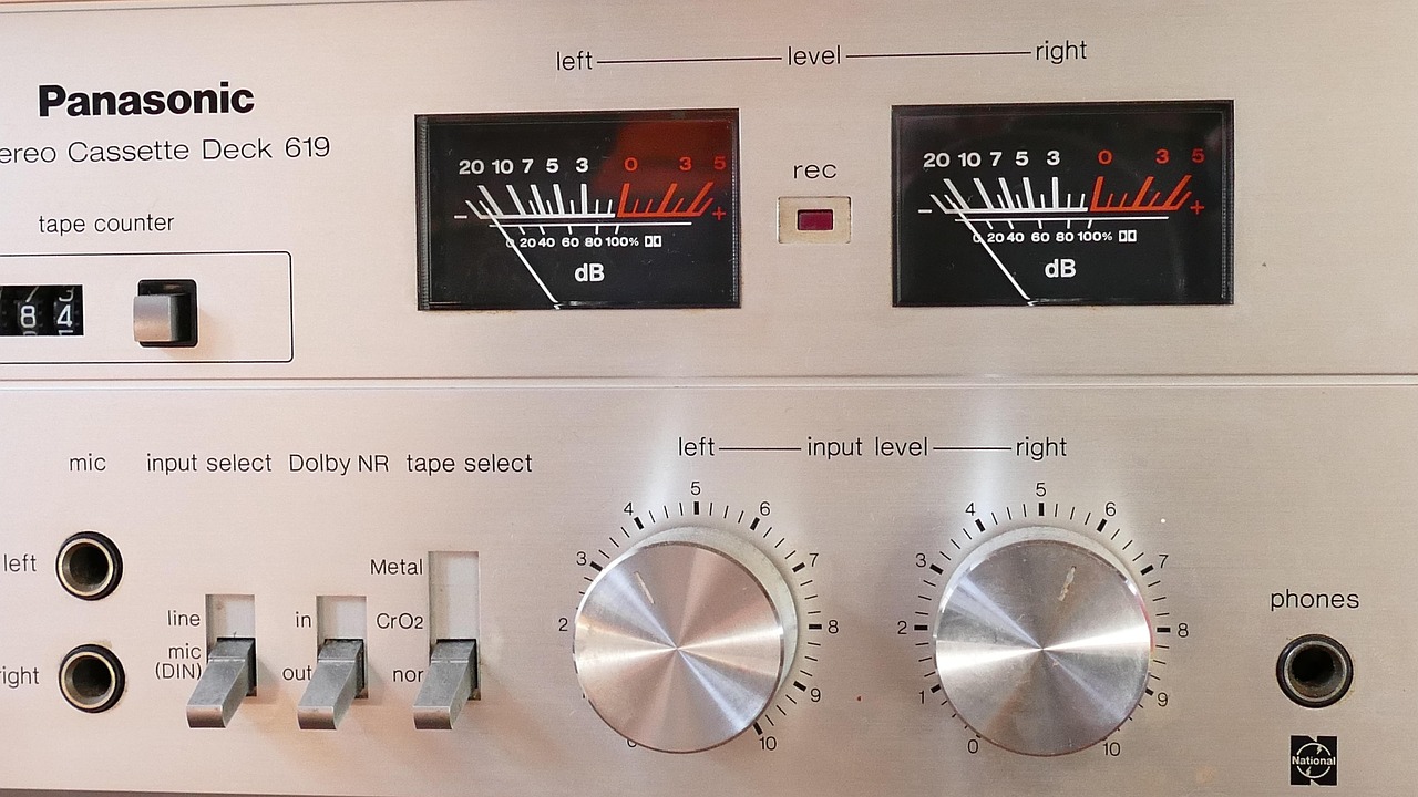 Vintage stereo receiver with illuminated meters and control knobs